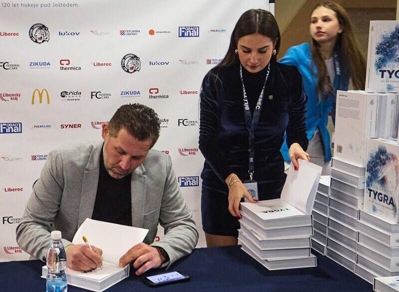 Foto z www.hcbilitygri.cz